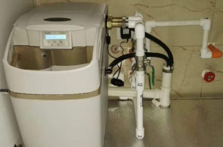 软水机的水可以饮用吗软水机的水烧开后可以饮用吗(软水机的水可以加热饮用吗)