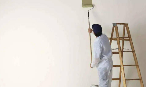 新刷好的墙面改色怎么办