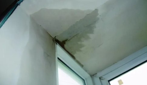 阳台有水能漏到楼下吗