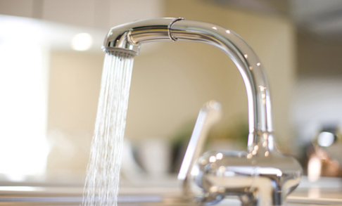 家里水流小物业不管找谁投诉