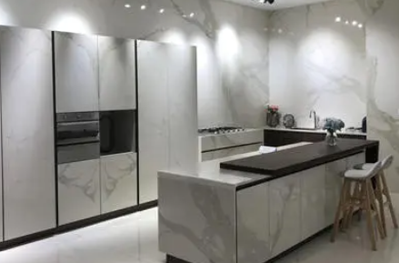 岩板能做灶台台面吗?