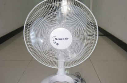 电风扇摇头不好使了怎么办