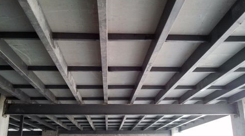 浴室放浴缸 承重