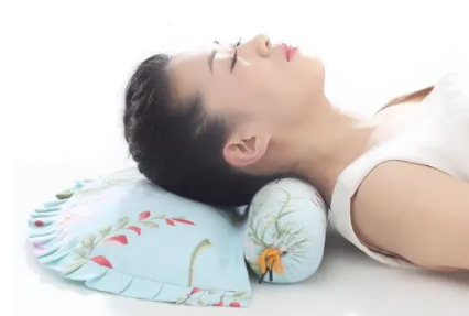 颈椎痛怎么选枕头