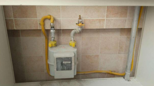 燃气热水器燃气管道怎么走