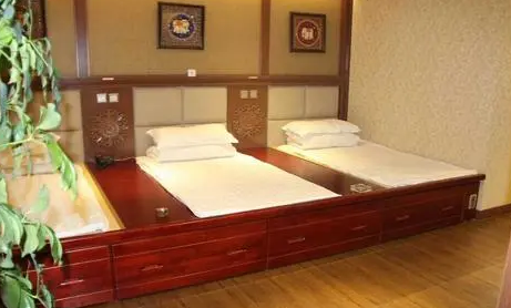 电热炕能让屋里热乎吗家里用电暖炕怎么样(电热炕能烧火吗)