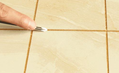 洗澡间地砖缝隙用美缝剂好还是塑钢泥好?