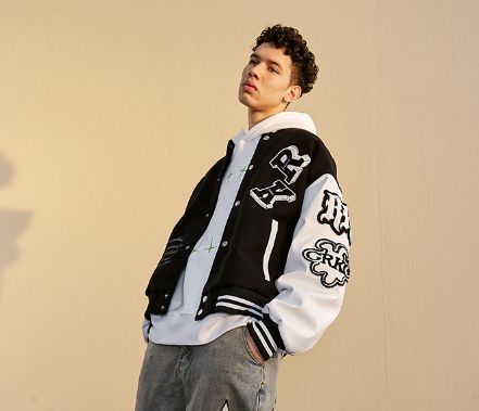 新买的棒球服要不要洗棒球服买来不洗直接穿会怎么样(新买的衣服需要洗了再穿吗)