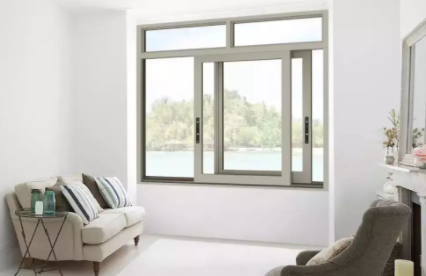 推拉窗下大雨会倒雨进来是怎么回事