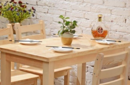 原木桌子发霉怎么去掉