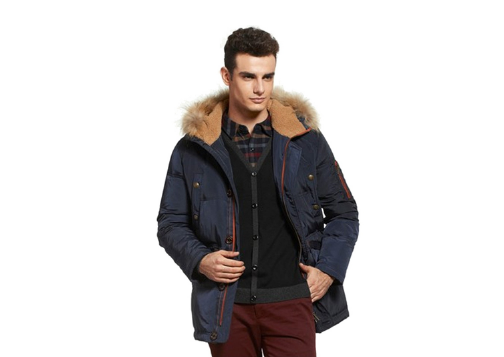 羽绒服有鸭毛味还能穿吗