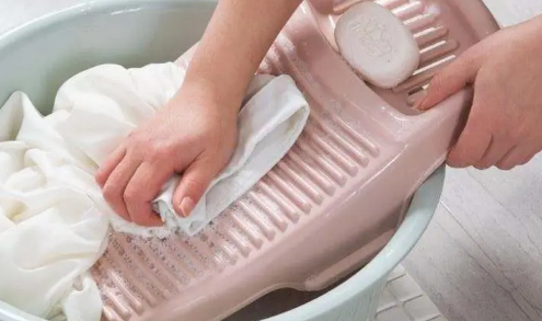 衣服可以放几天再洗