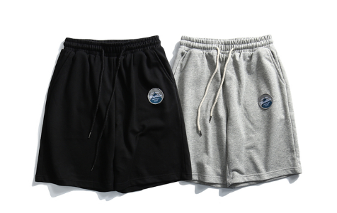 防晒霜弄到黑色裤子上怎么洗怎么清洗防晒霜染黄的衣领(黑色裤子搭配什么颜色的上衣好看)