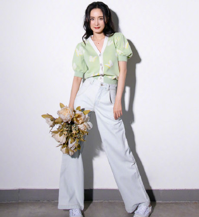 泡泡袖搭配什么下衣