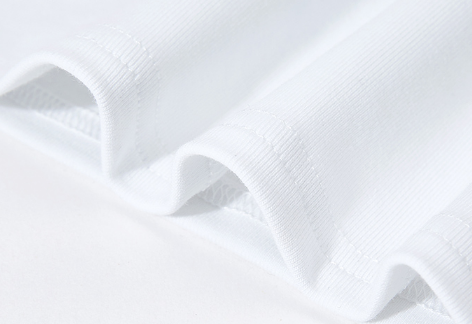 黑色裤子搭配什么颜色的上衣好看