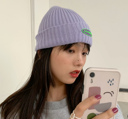 瓜皮帽适合女生戴吗女生戴瓜皮帽好不好看(瓜皮帽戴眼镜好看吗)