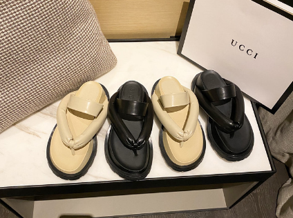 夏天穿人字拖的都是什么人