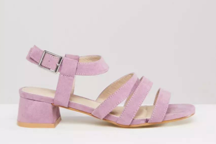 麂皮凉鞋如何清洗麂皮鞋能用水洗吗(麂皮的鞋子怎么洗)