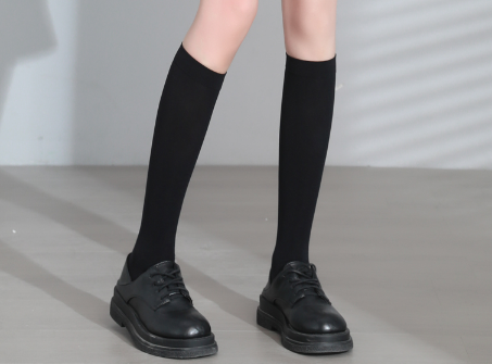 弹力袜可以24小时穿吗弹力袜一天穿几个小时比较好(弹力袜每天穿多少时间好)