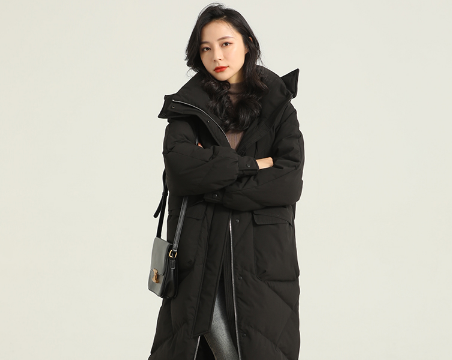 鹅绒羽绒服暖和还是鸭绒羽绒服暖和