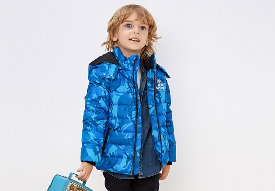 羽绒服是80绒好还是90绒好羽绒服80绒和90绒什么区别(羽绒服国标90绒是什么意思)