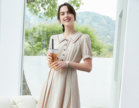 泡泡袖显瘦吗泡泡袖适不适合大胸穿(泡泡袖适合胖子吗)