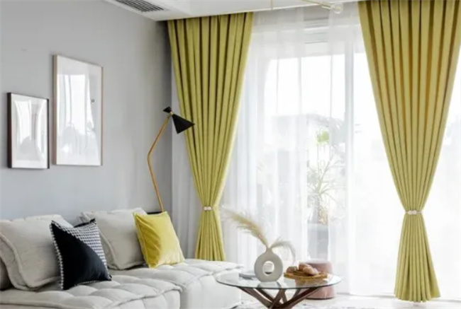窗帘适合买什么颜色的窗帘什么颜色最好看(窗帘选择什么颜色的好)
