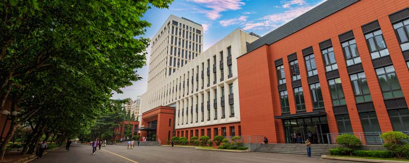 南开大学是几本南开大学有几个校区(南开大学几本?)