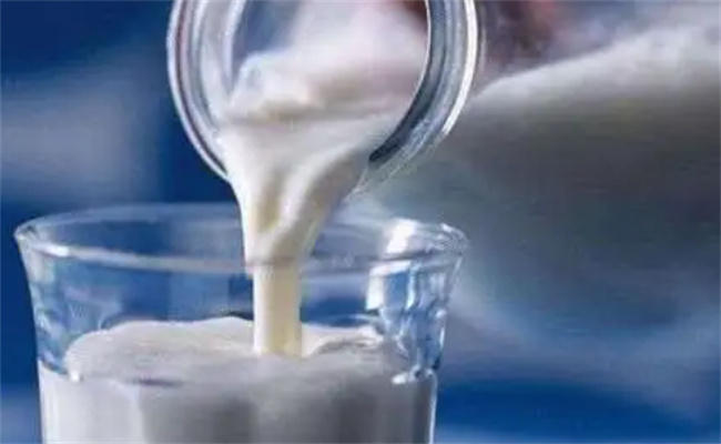 用过期牛奶能洗脸吗