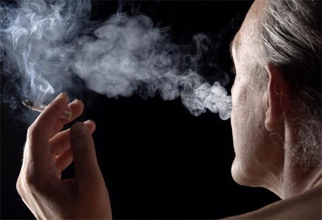 烟瘾较重的人戒烟要注意的事戒烟需要注意什么(戒烟的人烟瘾犯了怎么办)