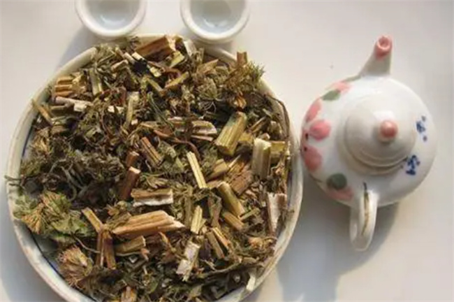 益母草孕初期能不能喝怀孕初期能喝益母草吗(怀孕初期能喝益母草颗粒吗)