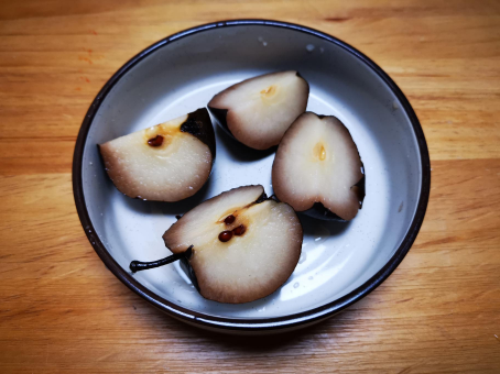 冻梨用热水化还是冷水化