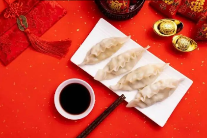 正月初五破五吃饺子大年初五吃饺子有什么寓意(正月初五吃饺子是早上还是中午)