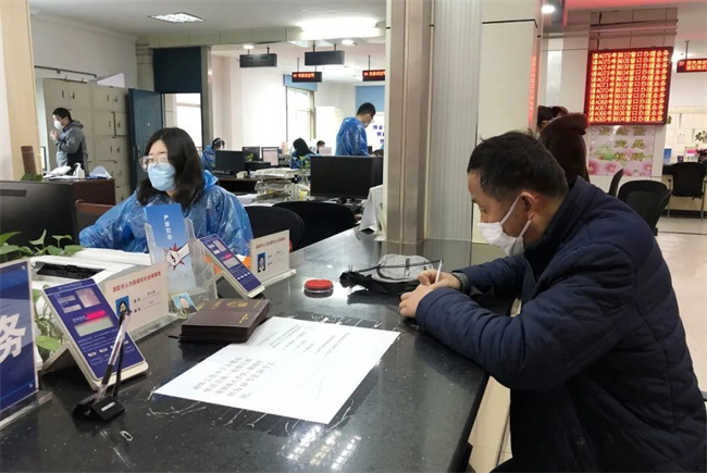重庆失业保险个人缴费比例与缴费标准多少?