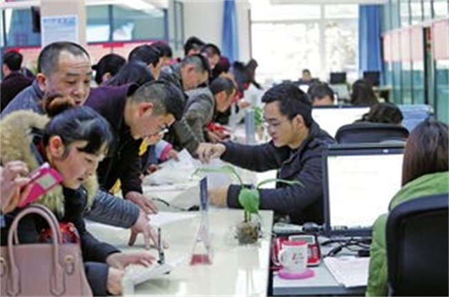 失业保险金几年内可以领取
