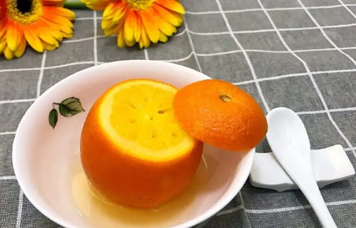 吃盐蒸橙子能吃药吗吃了盐蒸橙子还可以吃感冒药吗(吃盐蒸橙子可不可以吃药)