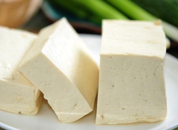 豆腐吃不完怎么保存豆腐为什么要泡水呢