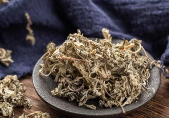 房间薰艾草