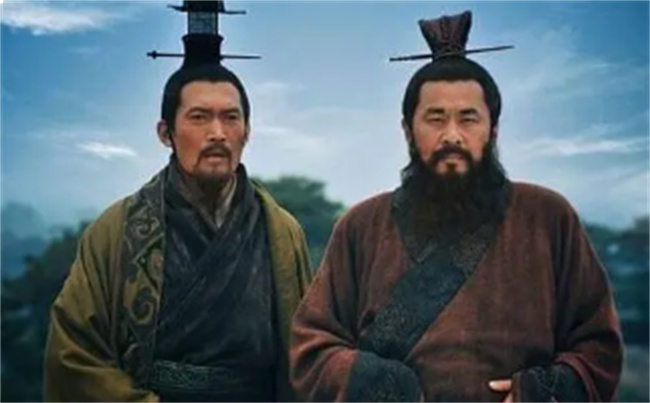 三国第一才女为匈奴王生下二子后被曹操赎回诗琴双绝一生坎坷(三国匈奴美女)