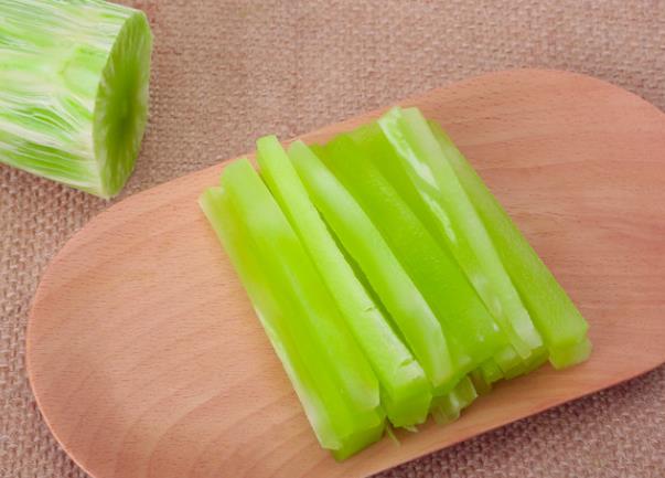 莴笋吃了上火还是去火