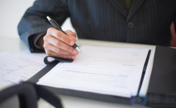 公路货物运输合同书样本范文(公路货物运输合同的内容包括哪些)