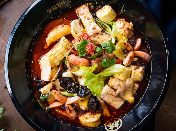 麻辣烫一天吃多少合适麻辣烫蔬菜有营养吗(麻辣烫一般吃多少克可以吃饱)