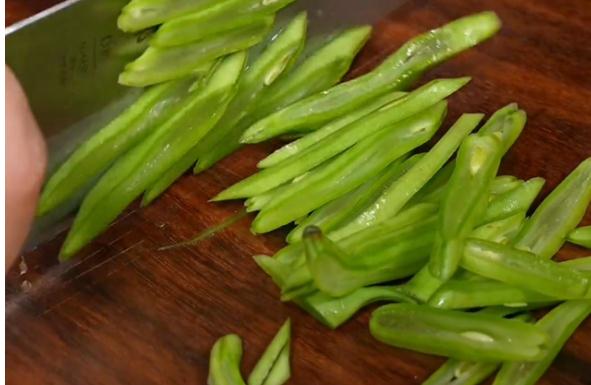 刀豆生炒好吃吗