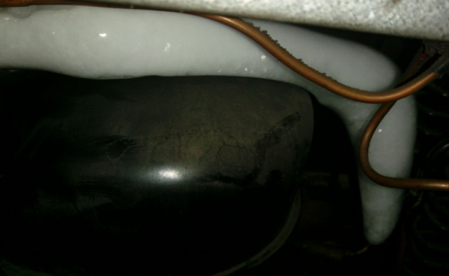 冰箱结冰是什么原因怎么处理