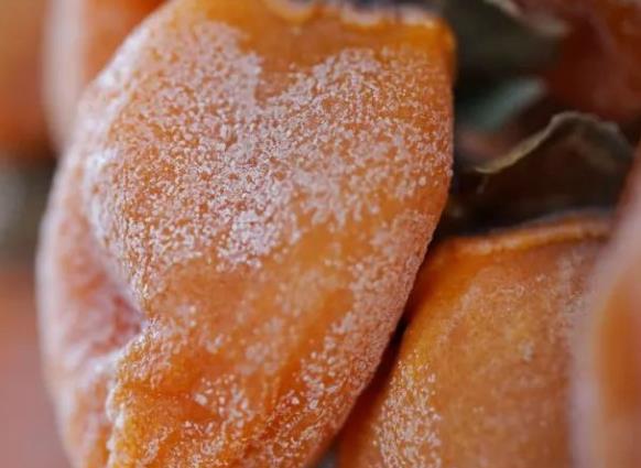 小孩咳嗽能吃柿饼吗?