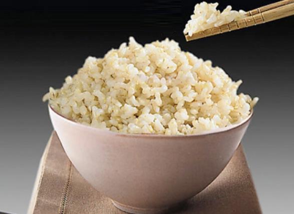 糙米小米粥可以天天喝吗糙米小米粥一天吃多少(糙米小米粥的做法大全)