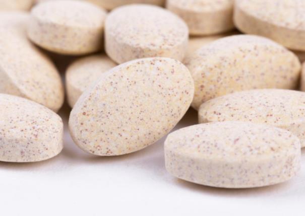 孕妇吃钙片有哪些好处孕妇腿抽筋吃什么钙片好(孕妇腿抽筋要吃补钙片)