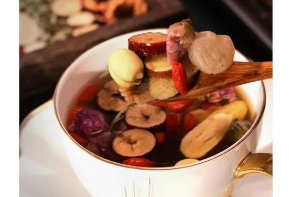 红枣和参片泡水的功效