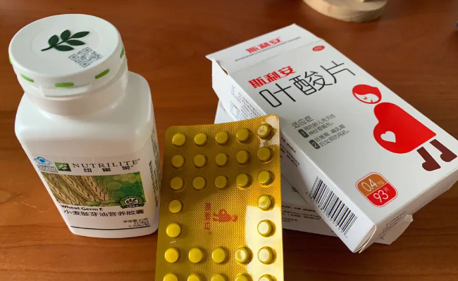 叶酸片有什么功效叶酸片怎么吃(叶酸片的主要功效?)