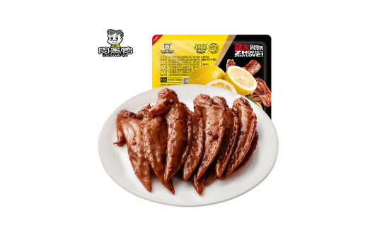 周黑鸭的盒子加热融化了有毒吗周黑鸭盒子加热变形还能吃吗(周黑鸭包装盒膨胀还能吃吗)